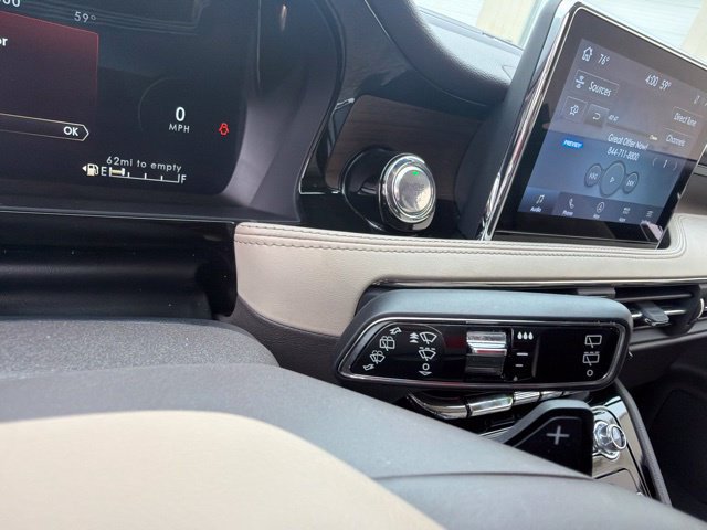 Used 2021 Lincoln Corsair Reserve FWD image 27