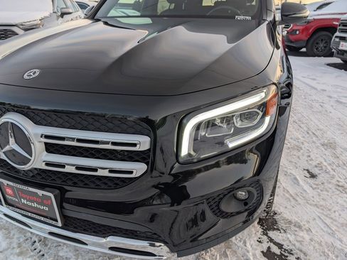 Used 2022 Mercedes-Benz GLB 250 4MATIC image 12