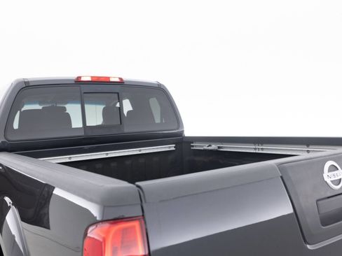 Used 2012 Nissan Frontier SV w/ SV Premium Utility Pkg image 38