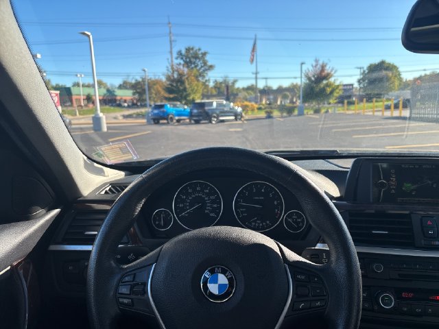 Used 2014 BMW 328i xDrive Sedan AWD/4WD image 21
