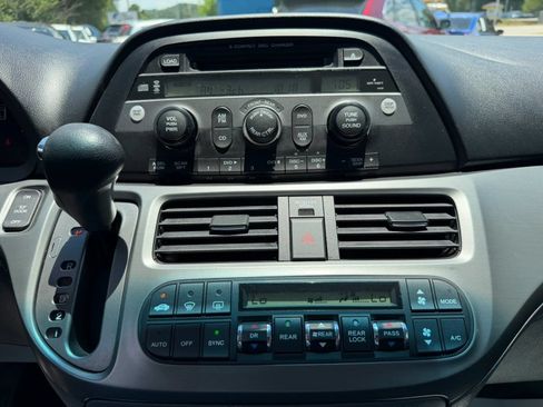 Used 2005 Honda Odyssey EX-L image 16