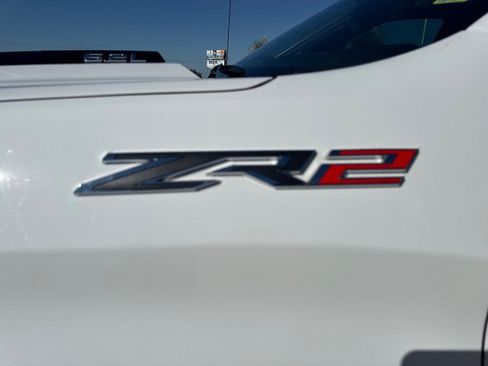 Used 2024 Chevrolet Silverado 1500 ZR2 w/ Technology Package image 4