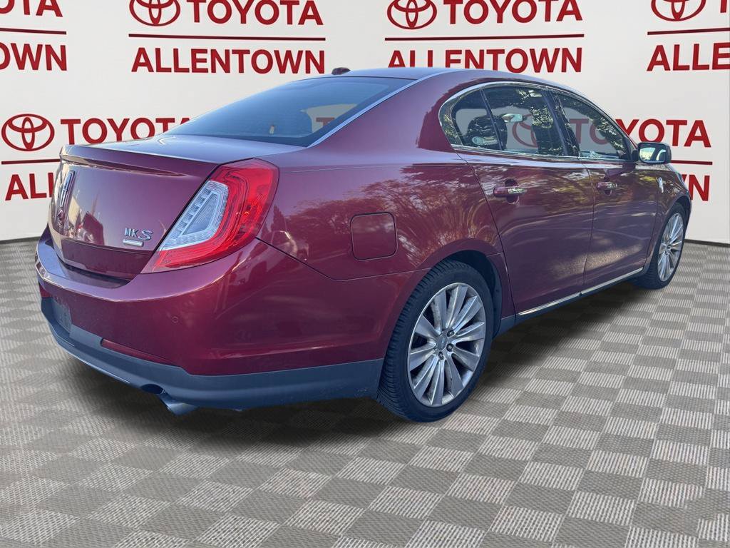 Used 2013 Lincoln MKS AWD image 3