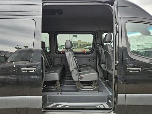 New 2024 Mercedes-Benz Sprinter 2500 image 30
