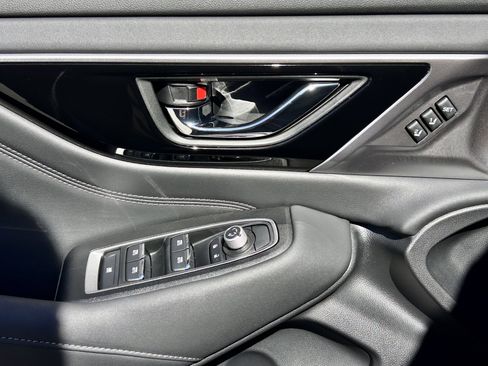 Used 2024 Subaru Outback Limited image 20