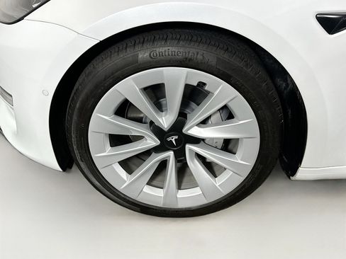 Used 2021 Tesla Model 3 Standard Range Plus image 11