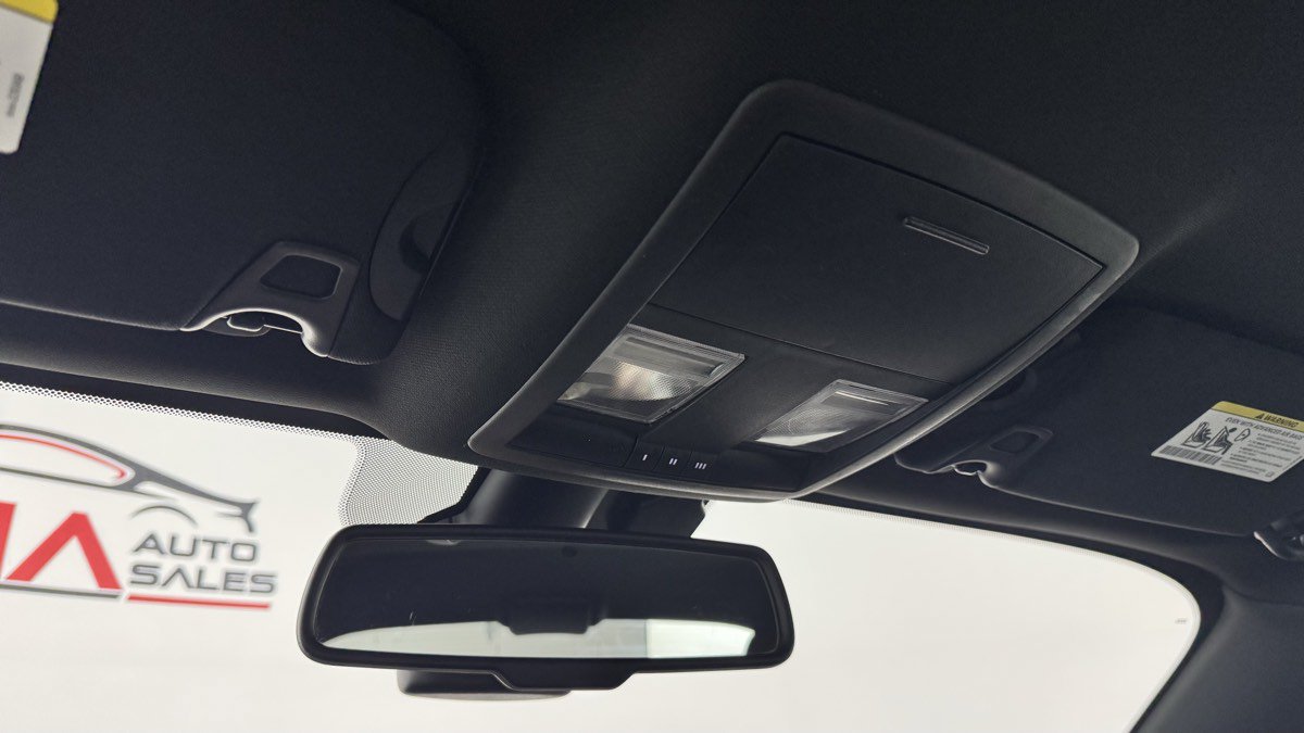 Used 2022 Dodge Challenger GT RWD image 19