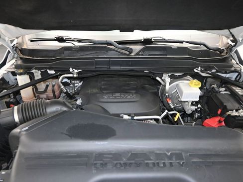 Used 2022 RAM 2500 Big Horn AWD/4WD image 24