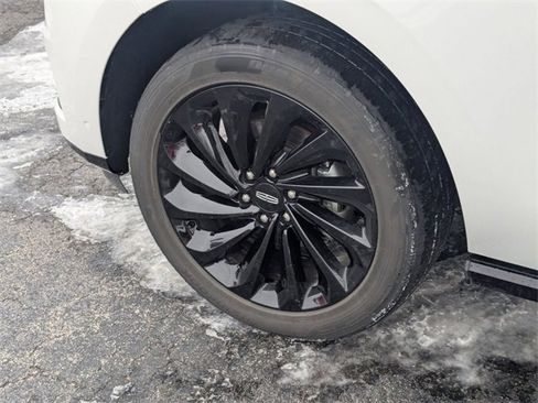 Used 2021 Lincoln Navigator Reserve image 27