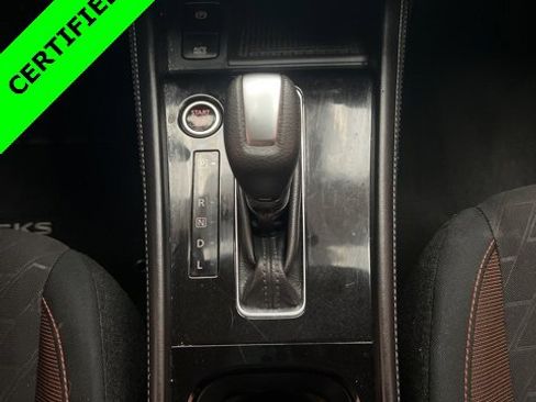 Used 2024 Nissan Kicks SR image 11