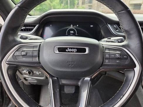 Used 2021 Jeep Grand Cherokee L Laredo RWD image 22