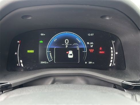 Used 2025 Toyota Camry LE image 25