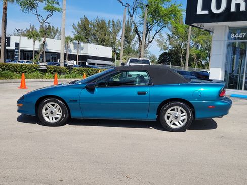 Used 1994 Chevrolet Camaro Z28 image 8