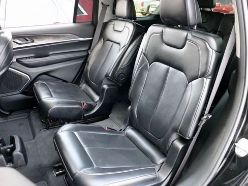 Used 2021 Jeep Grand Cherokee L Limited image 22