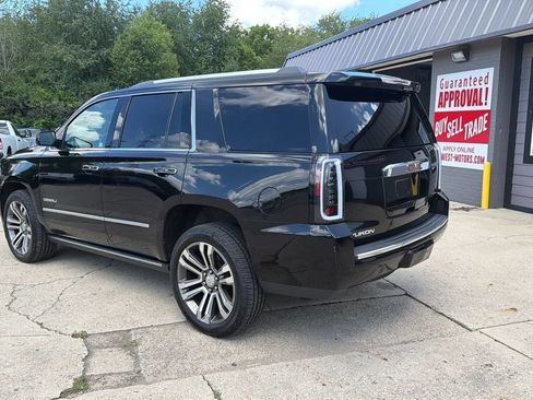 Used 2017 GMC Yukon Denali w/ Open Road Package AWD/4WD image 4