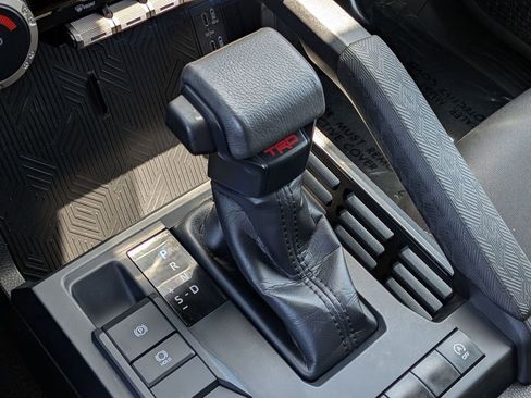 Used 2024 Toyota Tacoma TRD Sport RWD image 10