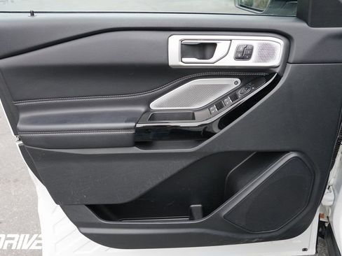 Used 2023 Ford Explorer ST w/ Equipment Group 401A image 17