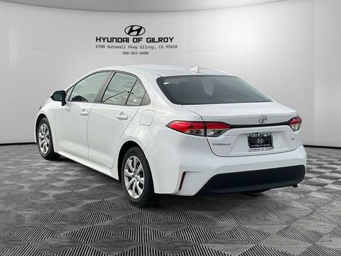 Used 2024 Toyota Corolla LE image 7