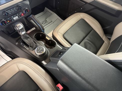 Used 2022 Ford Bronco Wildtrak image 31