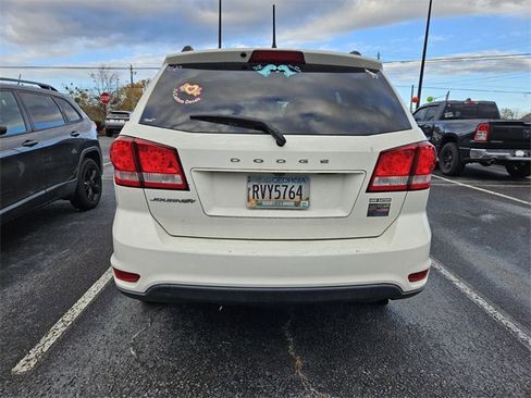 Used 2019 Dodge Journey SE w/ Connectivity Group image 4