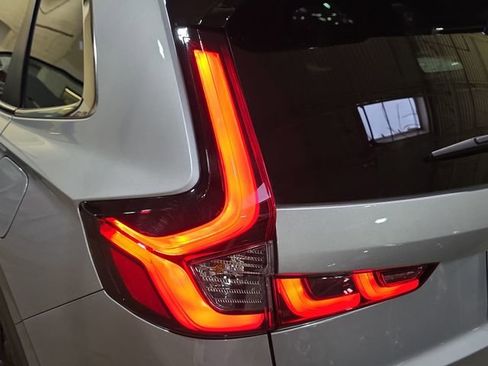 Used 2024 Honda CR-V Sport Touring image 36