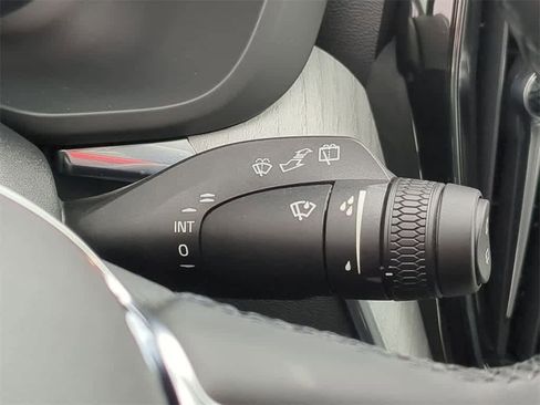 Certified 2025 Volvo XC60 T8 Plus w/ Protection Package Premier image 24