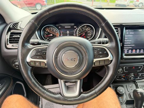 Used 2018 Jeep Compass Limited AWD/4WD image 65