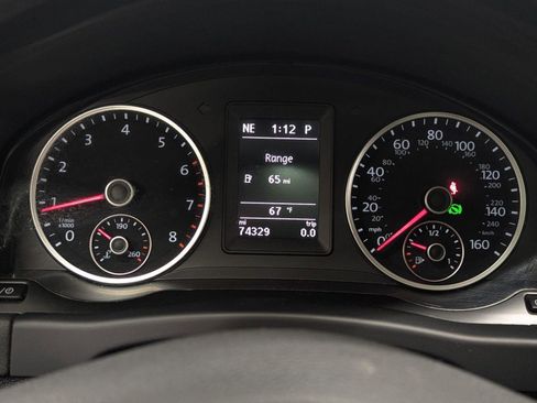 Used 2017 Volkswagen Tiguan Wolfsburg Edition image 16