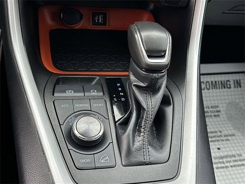 Used 2024 Toyota RAV4 Adventure image 15