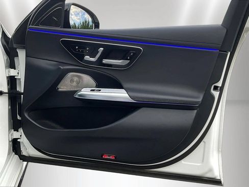 Certified 2024 Mercedes-Benz E 350 4MATIC Sedan image 30