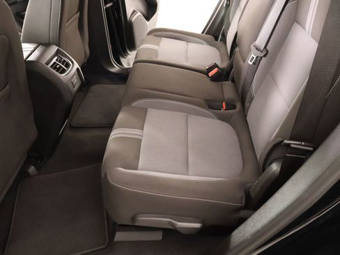 Used 2025 Chevrolet Blazer LT AWD/4WD image 12