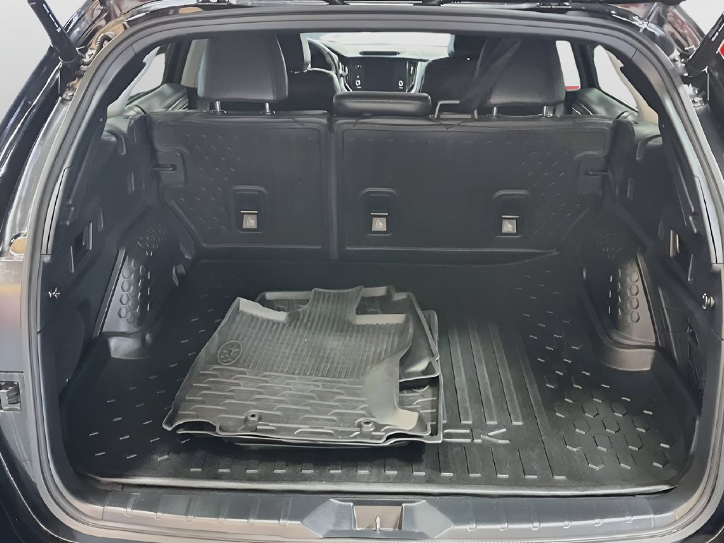 Used 2024 Subaru Outback Touring XT AWD/4WD image 28