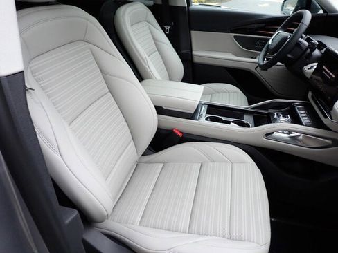 New 2026 Lincoln Nautilus Reserve w/ Jet Appearance Package image 33