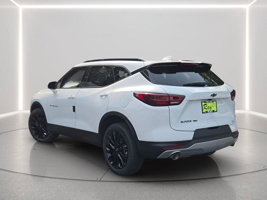 New 2026 Chevrolet Blazer LT w/ Convenience Package AWD/4WD image 17