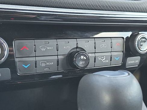 Used 2024 Jeep Compass Trailhawk AWD/4WD image 17