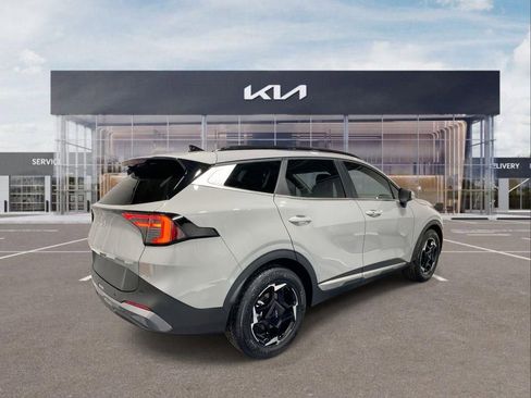 New 2026 Kia Sportage EX w/ EX Panorama Roof Package FWD image 8
