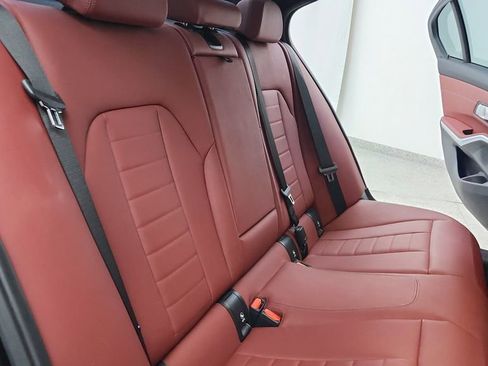 Used 2022 BMW 330i Sedan w/ M Sport Package image 39