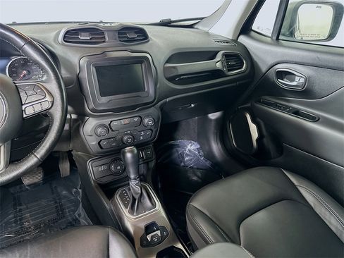 Used 2019 Jeep Renegade Limited w/ LED Lighting Group image 19