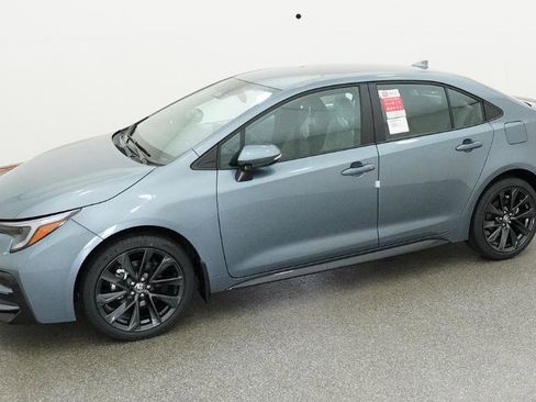 New 2026 Toyota Corolla SE FWD image 5