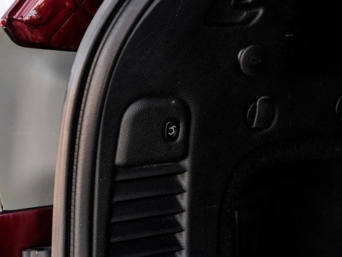 Used 2017 Jeep Grand Cherokee Limited image 62