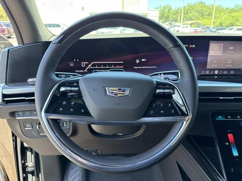 Certified 2025 Cadillac Escalade Premium Luxury w/ Touring Package AWD/4WD image 26