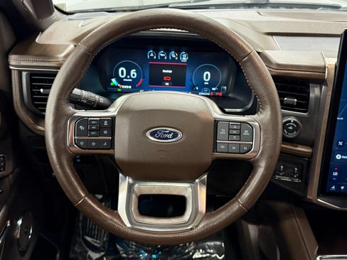 Used 2023 Ford Expedition Max King Ranch AWD/4WD image 19