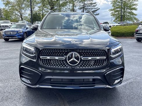 New 2025 Mercedes-Benz GLB 250 4MATIC image 8