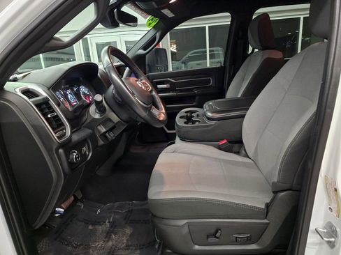 Used 2024 RAM 3500 Big Horn image 21