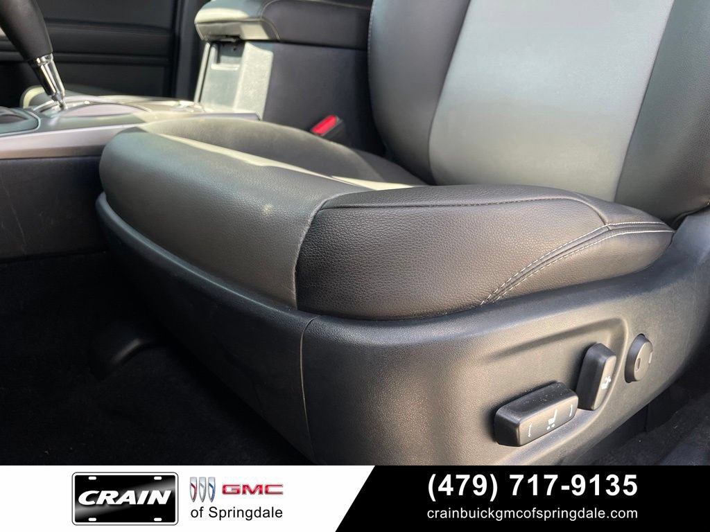 Used 2023 Toyota 4Runner SR5 Premium w/ Moonroof Package RWD image 23