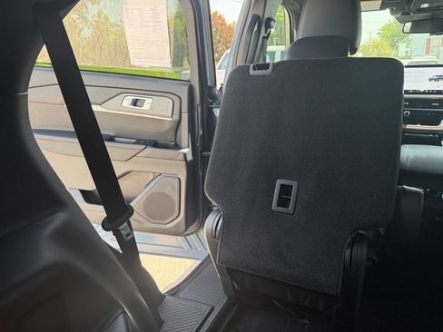 Used 2025 Ford Explorer ST AWD/4WD image 26