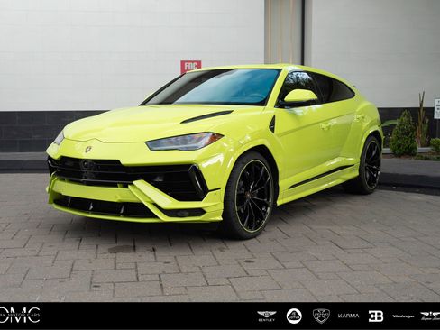 Used 2023 Lamborghini Urus S AWD/4WD image 1