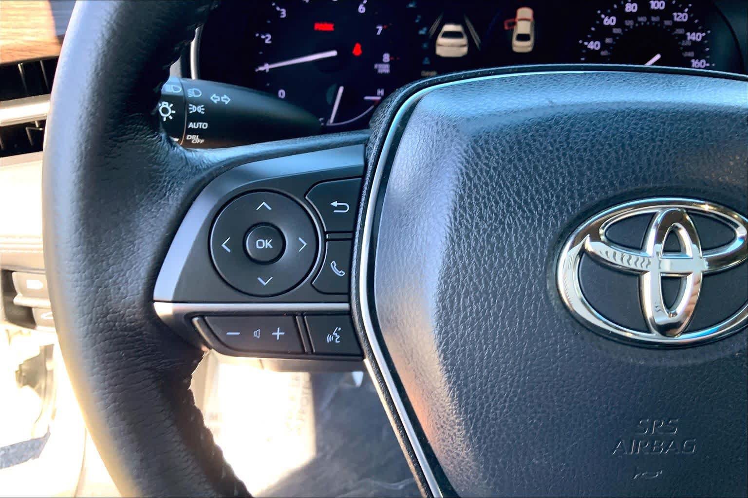Used 2019 Toyota Avalon XLE w/ Moonroof Package FWD image 24