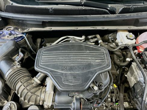 Used 2024 Cadillac XT5 Sportv w/ Platinum Package AWD/4WD image 32