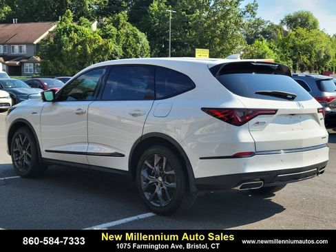 Used 2022 Acura MDX A-Spec image 3